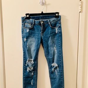 Low-rise Ripped Jeans